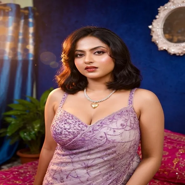 Don't feel lonely, spend a lovely time with Navi Mumbai Escorts. 1