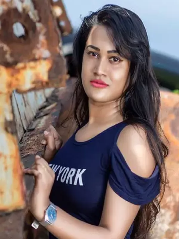 I'll suck your tool like a slave, taking you deep down into my throat 2