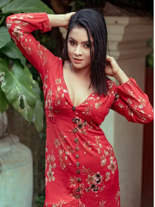 My unique blend of beauty and sensuality makes me an ideal call girl 3
