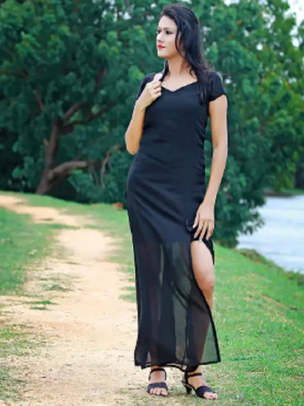 My exclusive profile is sure to pamper your male libido. I am a Muslim 2