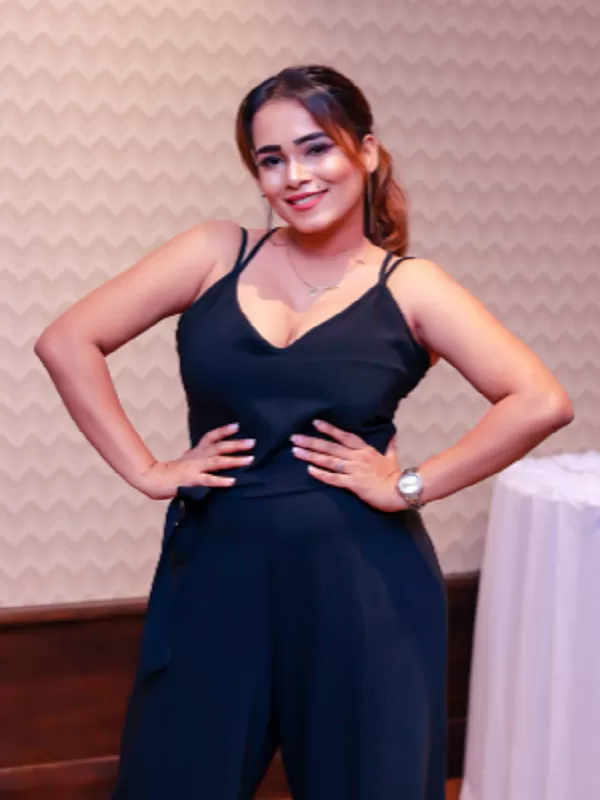 I am beautiful, sexy, and appealing. I have a highly adorable bust 1