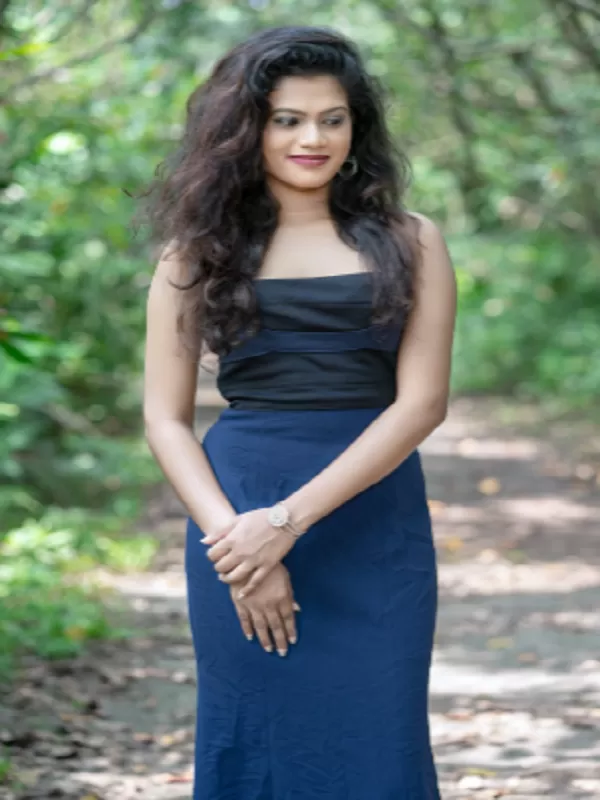I am a fashion model with a sensual body curve and mesmerizing look. 2