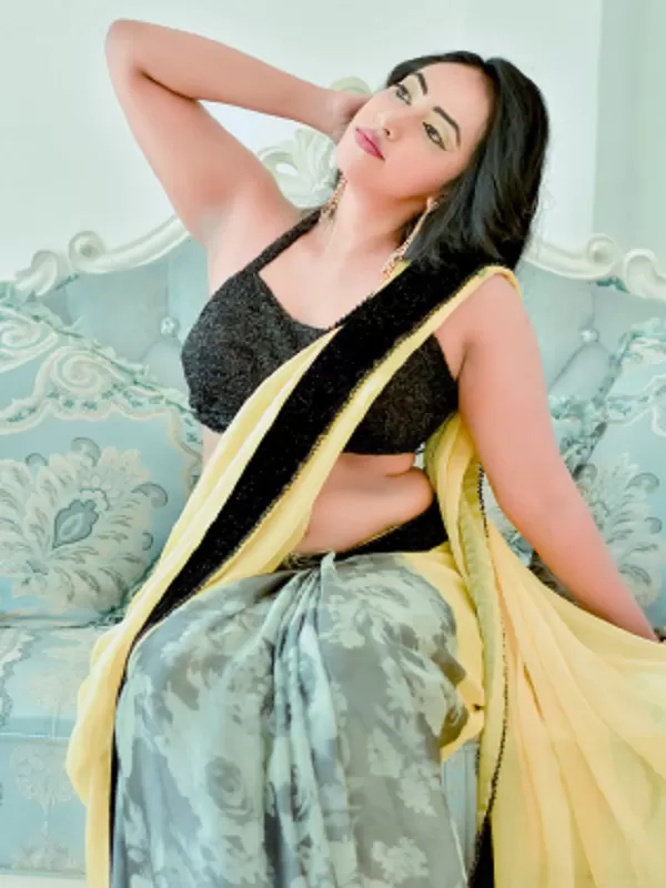 I am most beautiful and sensational girl. Make love with me all-day 2