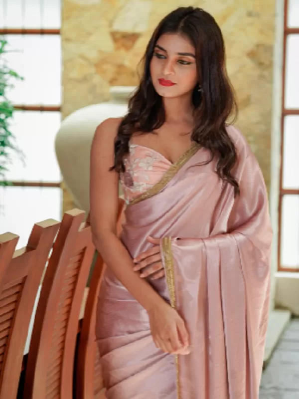 I'm a Bengali sex bomb who is both horny and seductive. Let me entice 1