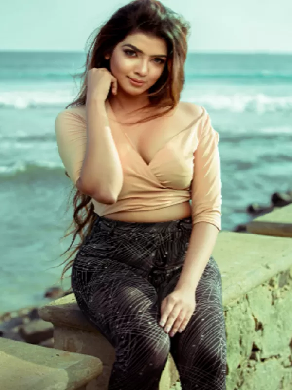 Let's spend some quiet, romantic time together on the lovely seashore 3