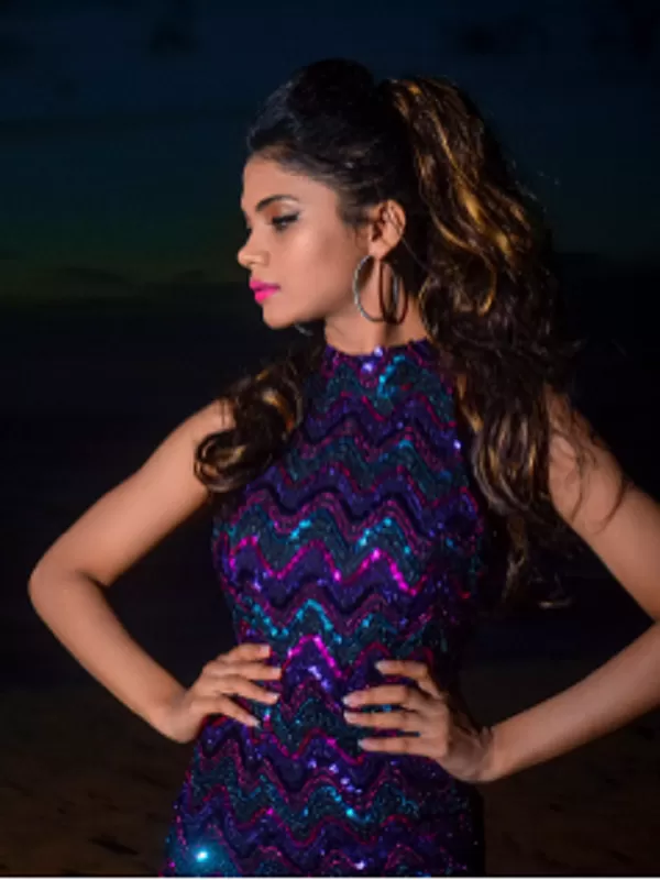 My breathtaking hot beauty will attract you to me like a magnet 3