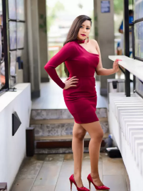 To have sex with me that is hot and incredibly erotic, call me now 3
