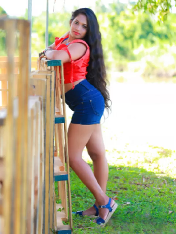 Get the uttermost sexual pleasure from a playful and seductive girl 3