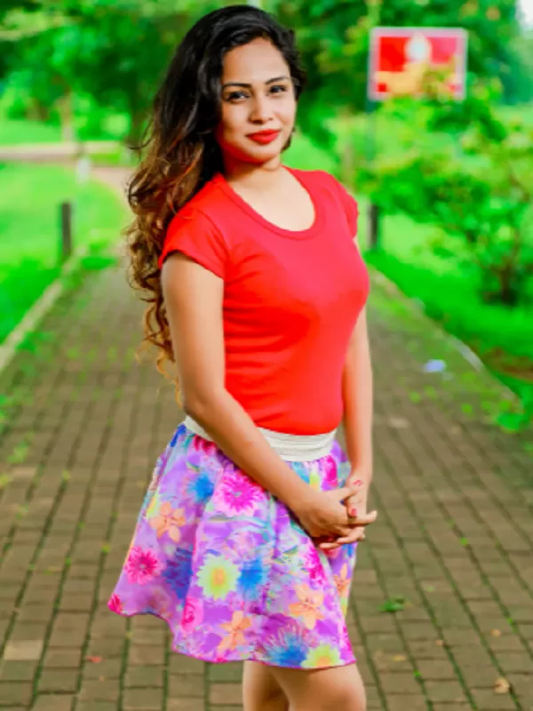 Hi! I am a young and cute college girl who can give you hot sex 3