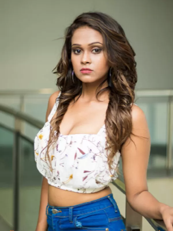 I'll see you in Bhubaneswar. I'm a beautiful, youthful, and brave lady 2
