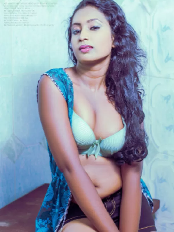 I am the girl of your wet dreams. Come and meet me now in Siliguri 1