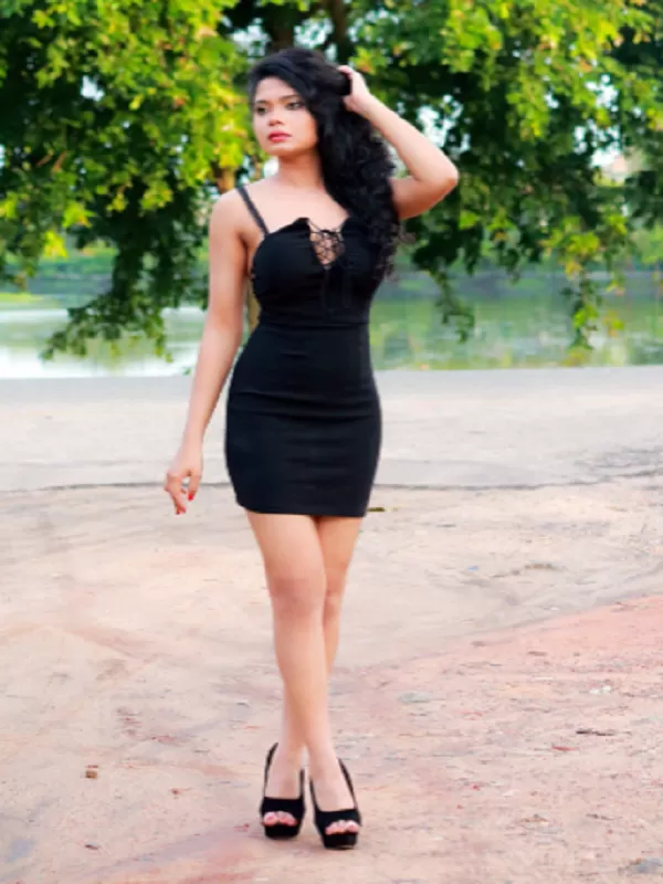 You won't be able to resist once you view my images. Meet me right now 3