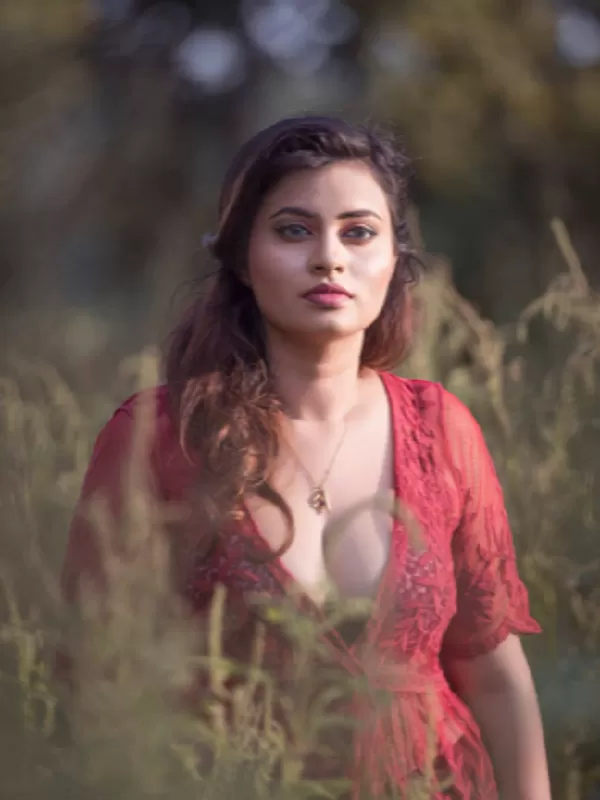 My captivating beauty will draw you to me like a magnet 1