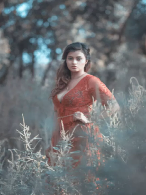 My captivating beauty will draw you to me like a magnet 3