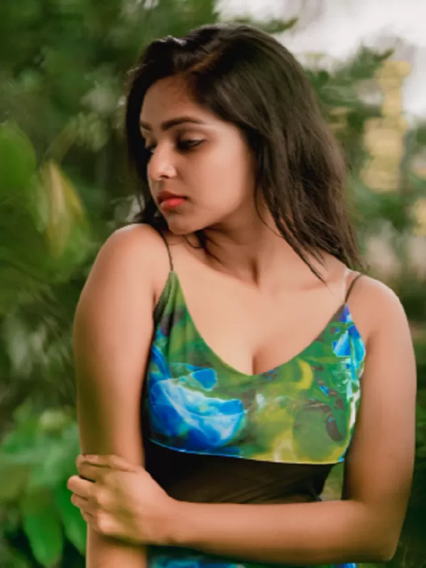For deep pleasure, meet the best and sexiest Udaipur call girl. 1