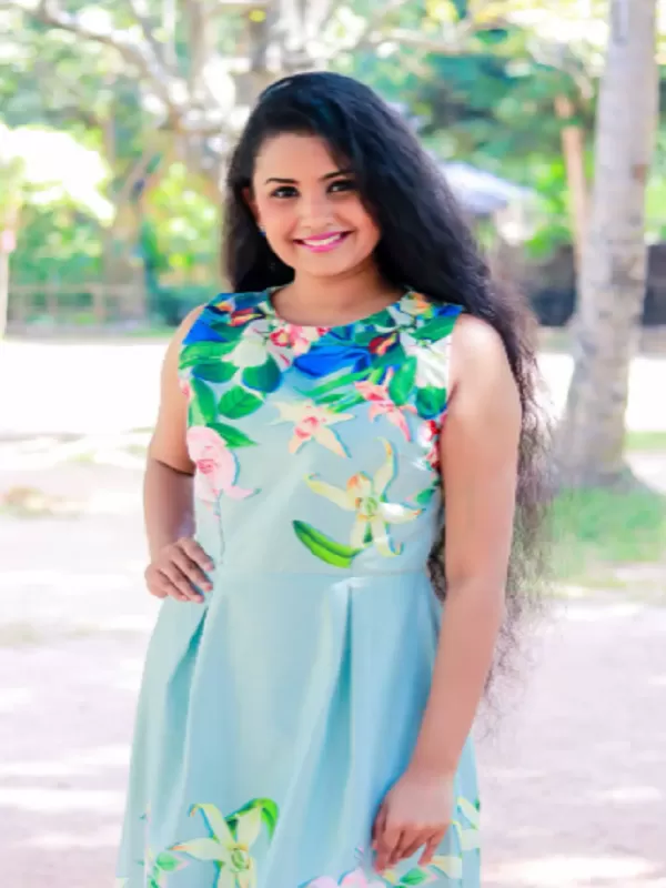 I am a cute and beautiful Jodhpur call girl who provides out-call 2