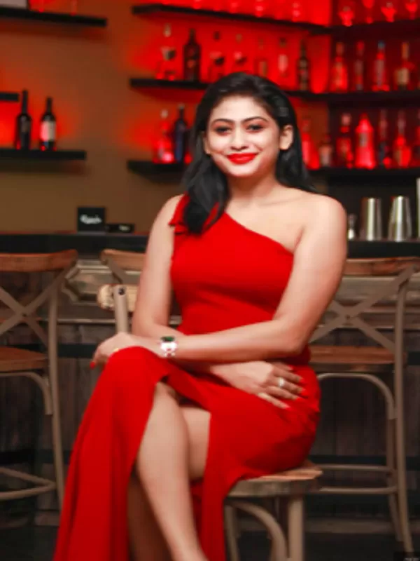 My seductive blow will enchant you, and you will become my fan 1