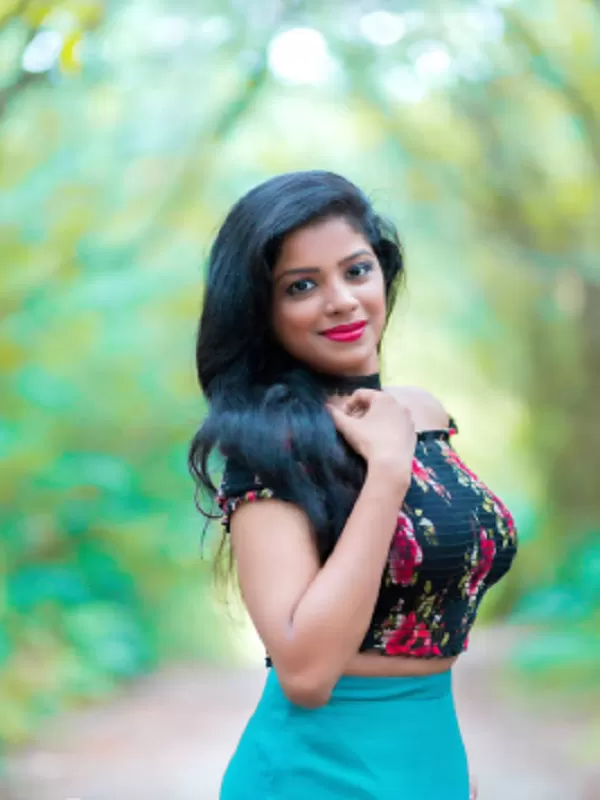 I am a Udaipur call girl who offers best-of-class erotic service 2