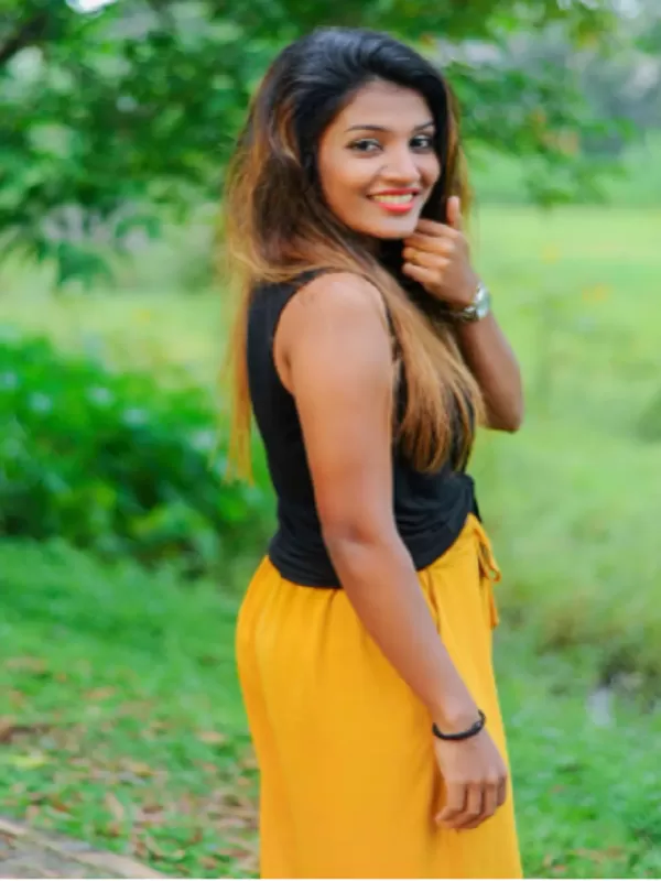 I am a Bihari housewife who works as a call girl in Siliguri & nearby 2