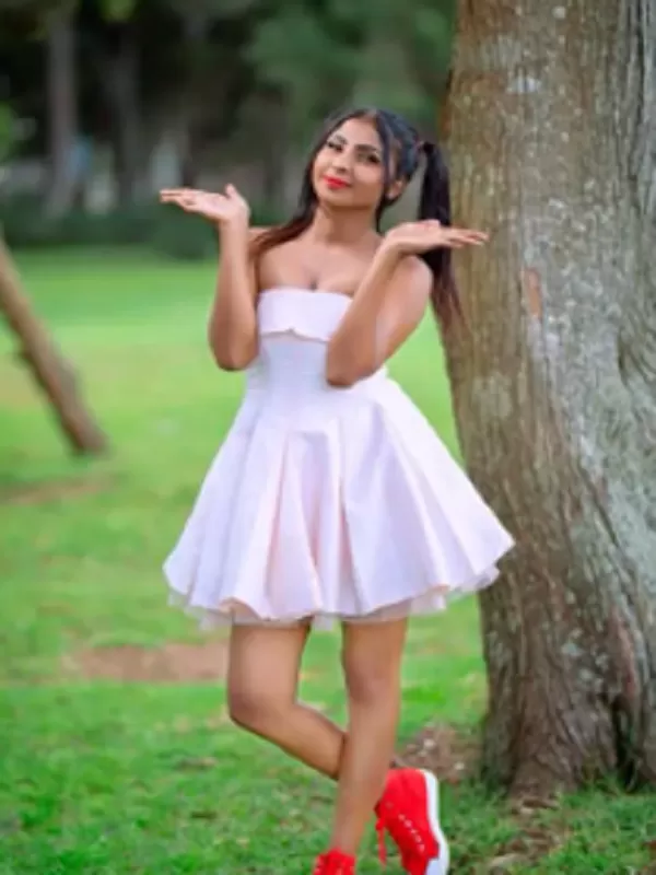 I am call girl from Bhubaneswar give best satisfaction to our clients 1