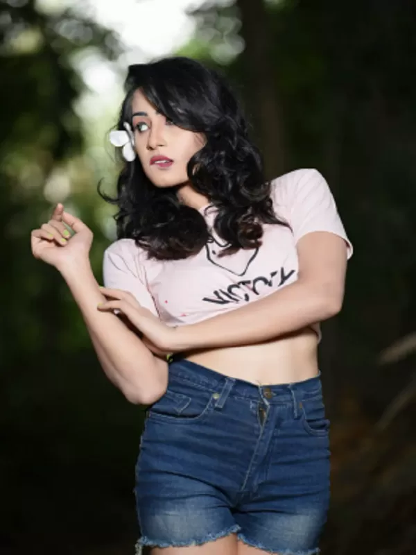 I am one of the best call girls in Ranchi. Meet me now guys 3