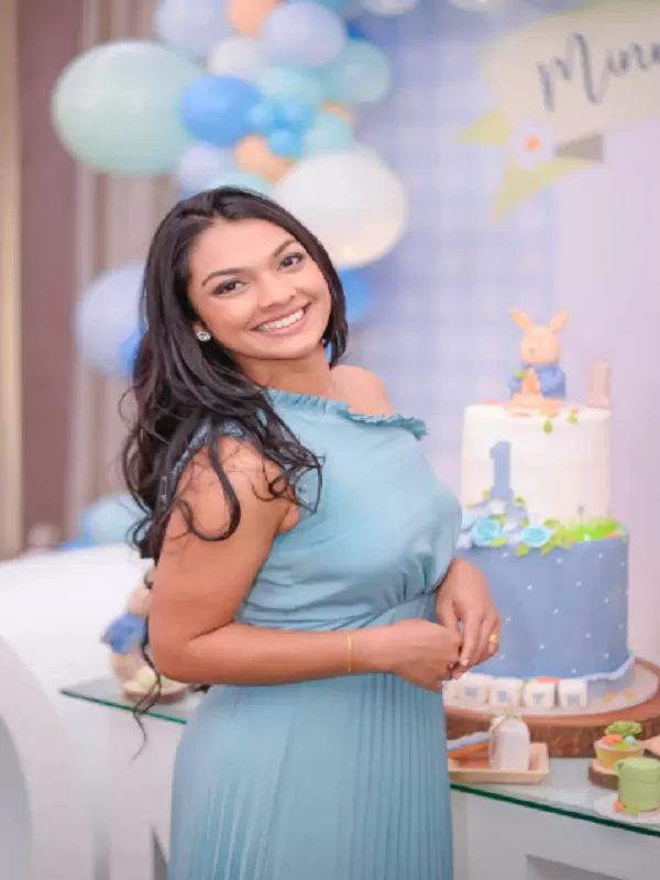 Enjoy your sex to the fullest with a flirtatious and alluring female. 2