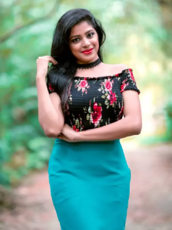 I am hot beautiful teenage college girl working as call girl in Ranchi 2