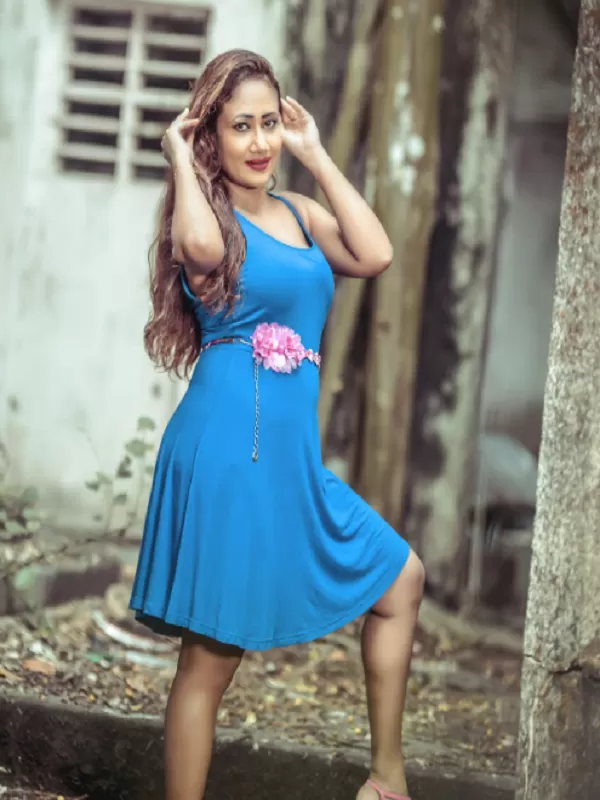 Hello boys I'm high profile VIP passionate call girl with curvy figure 1