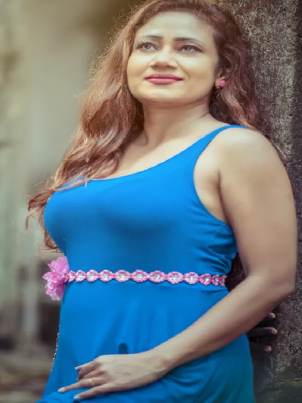 Hello boys I'm high profile VIP passionate call girl with curvy figure 3