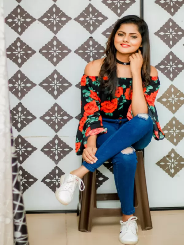 I'm a stunning call girl in Jodhpur. I'm very horny and seductive girl 1