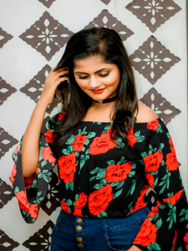 I'm a stunning call girl in Jodhpur. I'm very horny and seductive girl 2