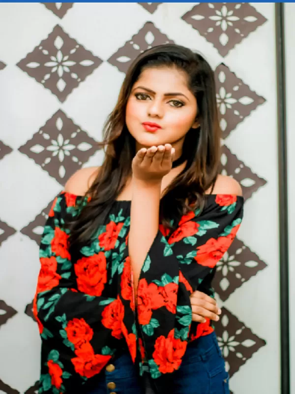 I'm a stunning call girl in Jodhpur. I'm very horny and seductive girl 3