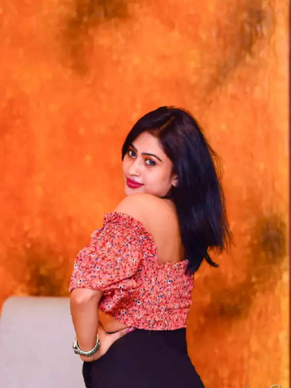 Hello boys, I am a horny and seductive call girl in Jodhpur. 2