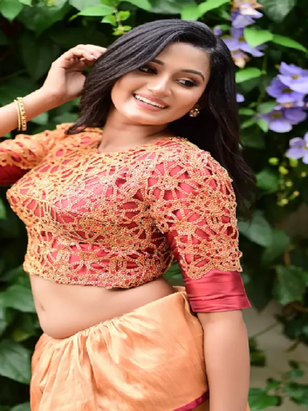 Spend a great time with me in Siliguri. I am a gorgeous, darker woman. 2