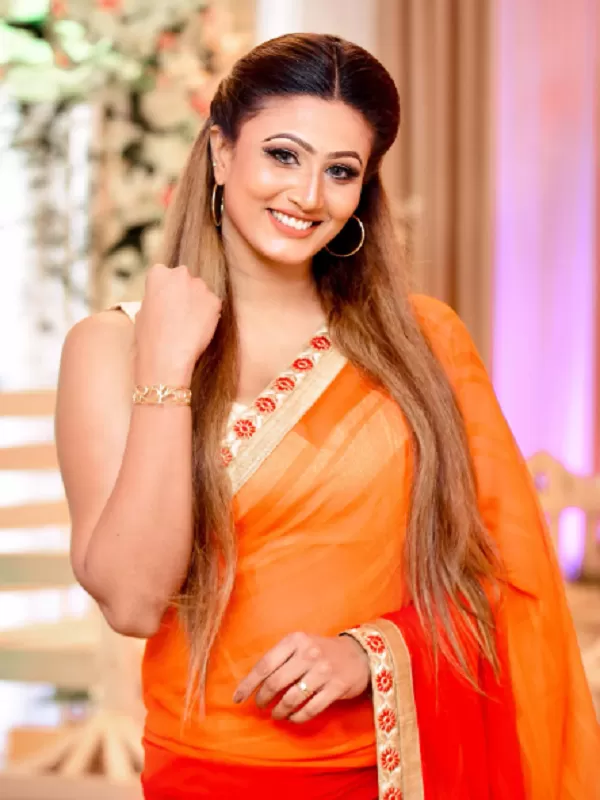 I am a lovely and attractive Patna call girl. I have well shaped boobs 1