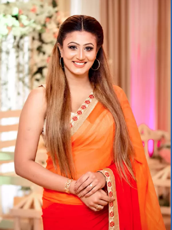 I am a lovely and attractive Patna call girl. I have well shaped boobs 2