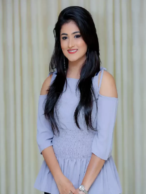Get the maximum sexual pleasure from a sexy Noida call girls. 2
