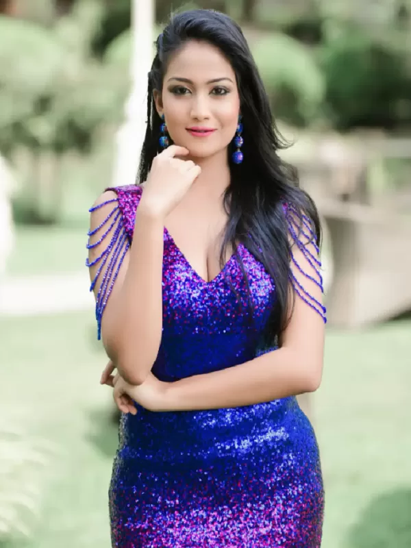 I am horny call girl in Bikaner with very seductive and curvy shape . 2