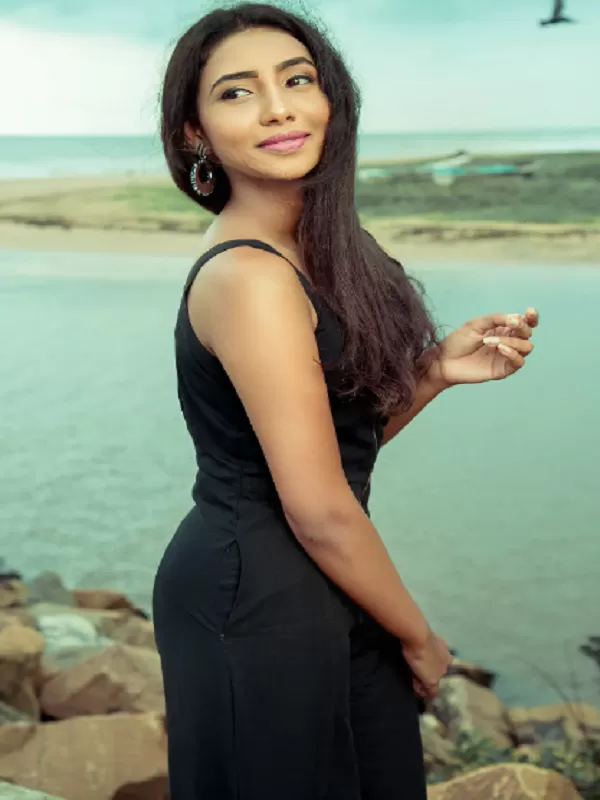 I am one of the best call girl in Mandarmani. call me right now guys. 3