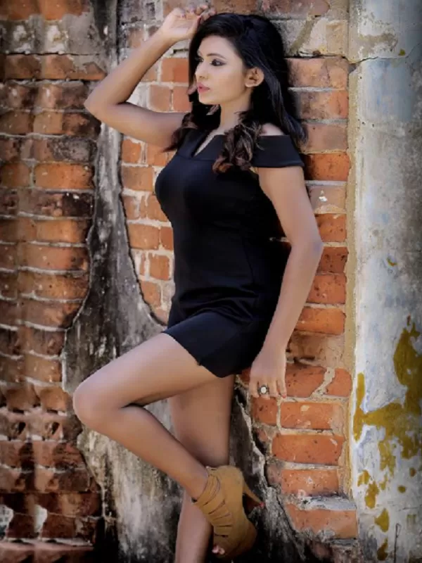 I am an independent Mahabaleshwar call girl who is eager to offer sex. 1