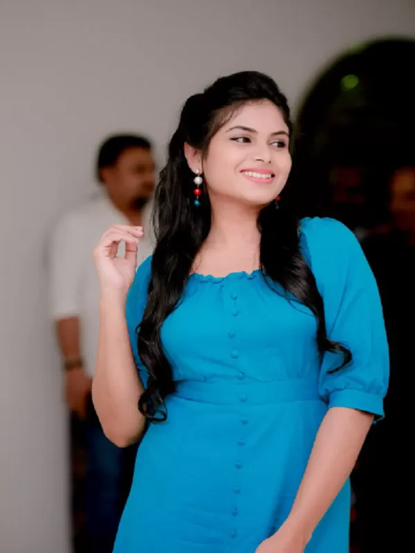 I am a 24-year-old Manali call girl I welcome you to this hill station 2