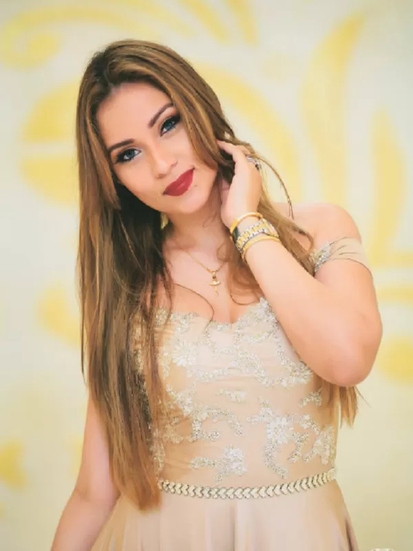 I am a passionate and independent Kanpur call girl. 1