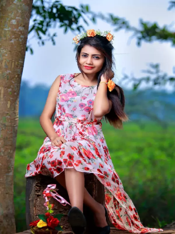 I am a very horny girl. Every sexual position makes you feel crazy. 1