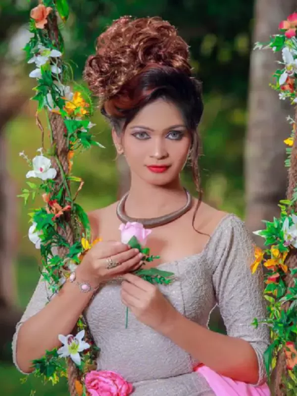 I am a beautiful call girl. provide you fun in Thiruvanathapuram. 1