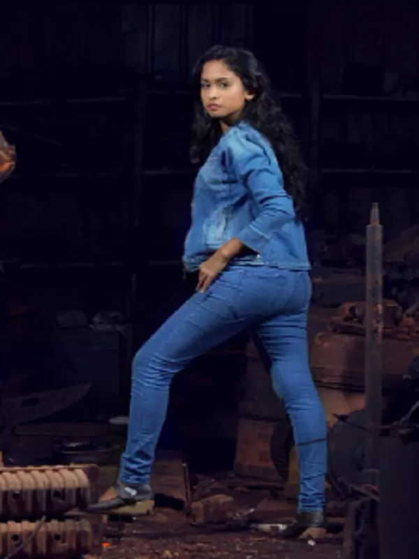 Hi guys! I am Yogita Meena,  a 21-year-old sensual Jodhpur call girl. 1