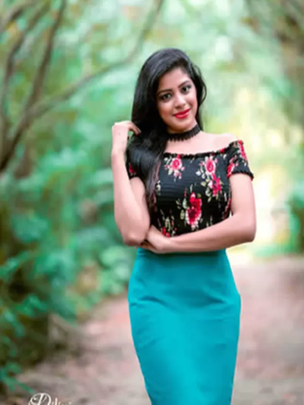 Hello there! My name is Nikita Verma a seductive Manali call girl. 3