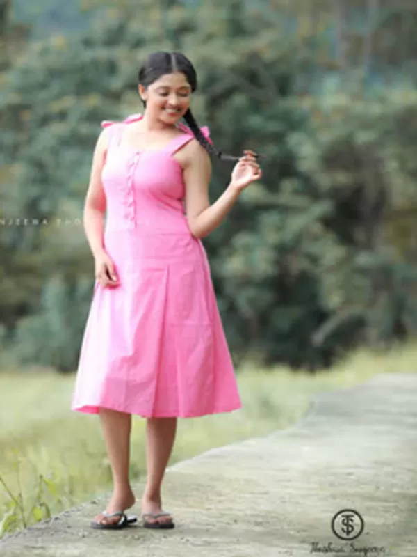 Hello there! My name is Diksha a seductive manali call girl. 3
