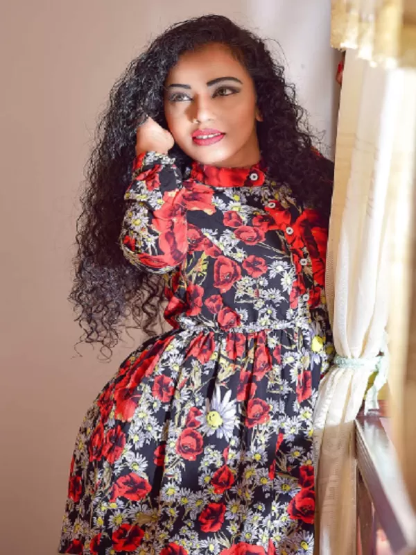 I am hot sexy call girl in Noida. full night available. 2