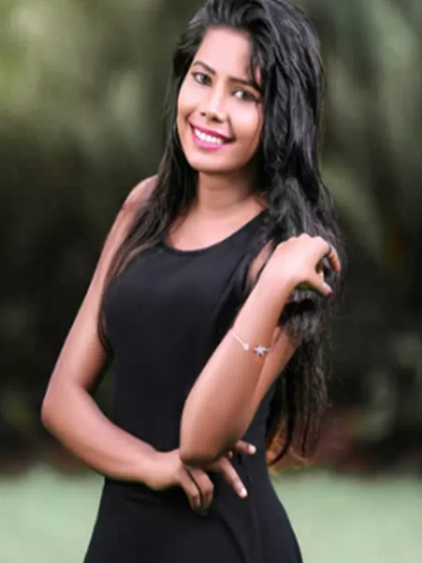 Hello there! My name is Rinki Singh a seductive Gurgaon call girl. 3