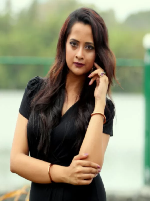 I am Akriti Bisht. I am a genuine, independent Chennai call girl. 1